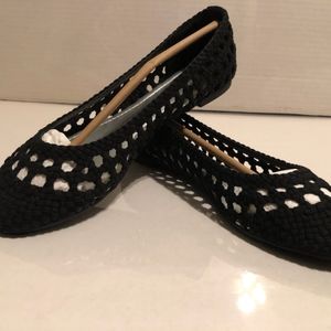 Crocheted ballet flats